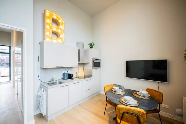 3 bedroom apartment · sleeps 1
