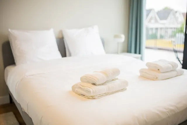 3 bedroom apartment · sleeps 1