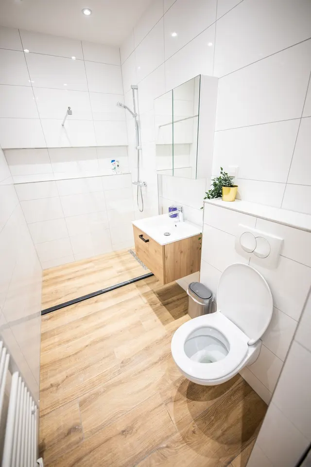 2 bedroom apartment · sleeps 4