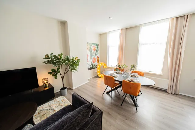 2 bedroom apartment