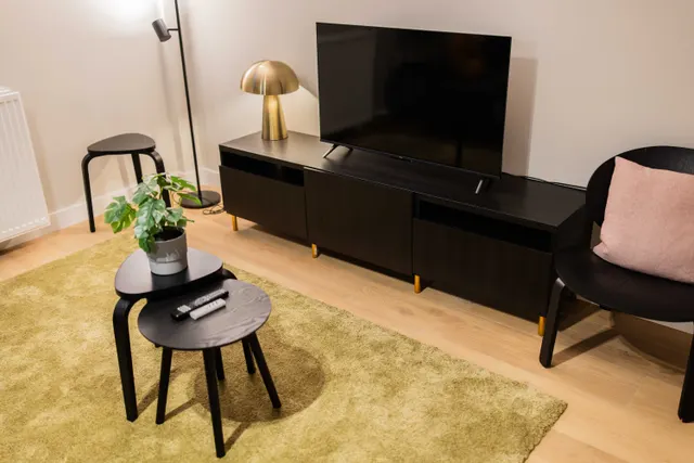 3 bedroom apartment · sleeps 5