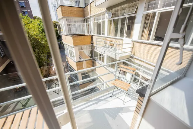 2 bedroom apartment · sleeps 4