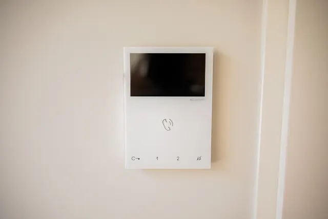 2 bedroom apartment · sleeps 4