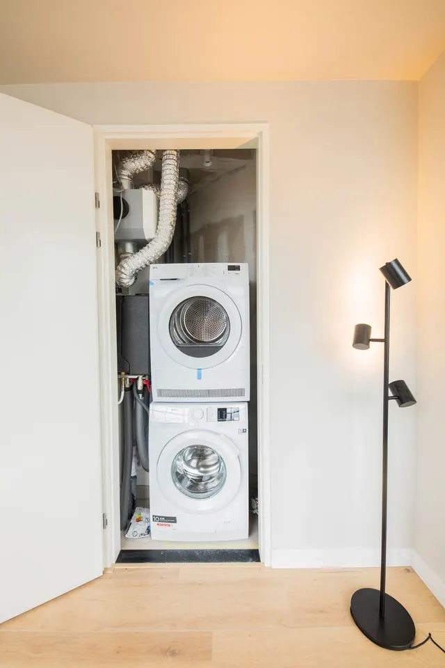 3 bedroom apartment · sleeps 5 (2)
