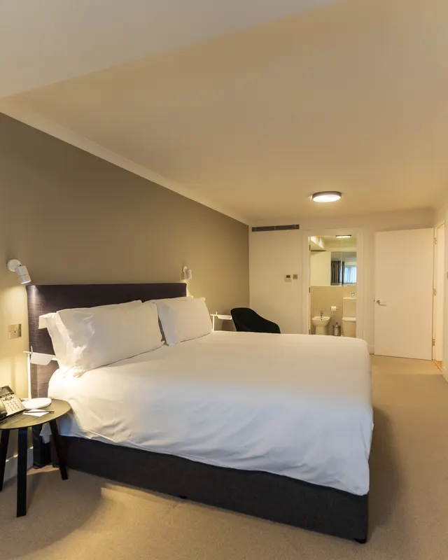 Studio · sleeps 1 (2)