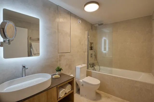 Monarch House Serviced Apartments