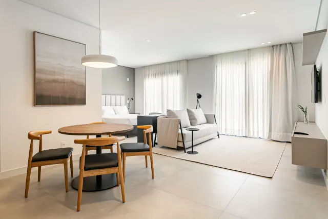 Studio Premium com Jacuzzi e Varanda - Apto 308