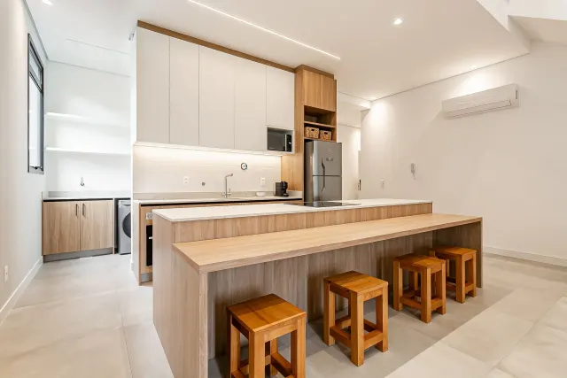 Duplex Amplo com Lavanderia Própria - Apto 107