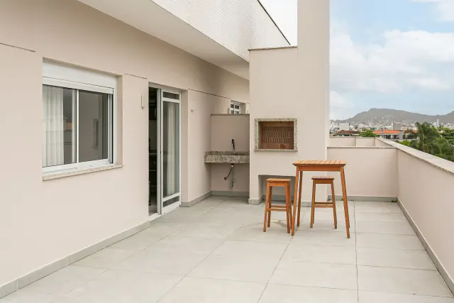 1 Quarto Andar Alto com Aquecimento - Tipo MU4-C